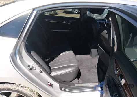 2013 Hyundai Equus Signature from USA, damaged, VIN KMHGH4JH8DU064347